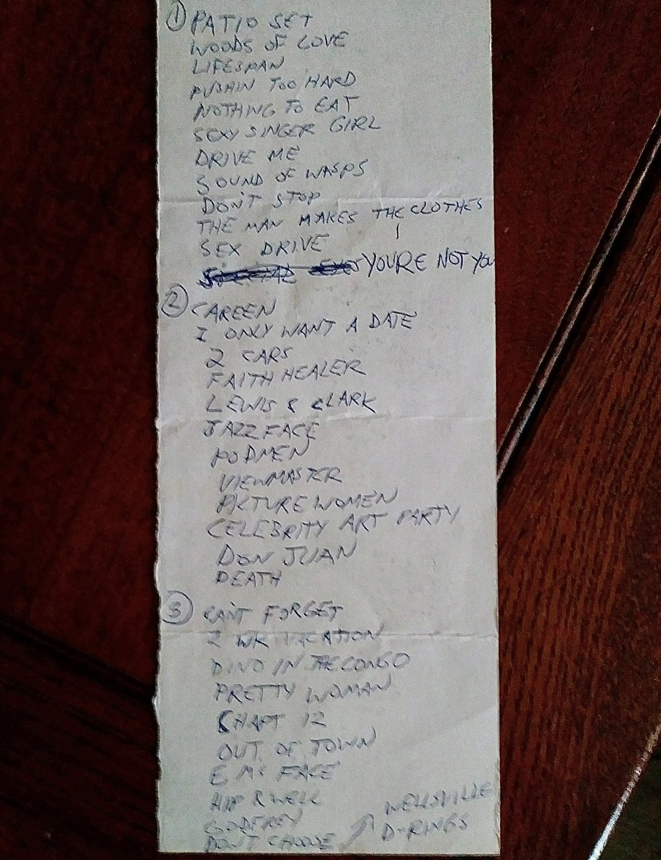 492242616_125643547#251877C