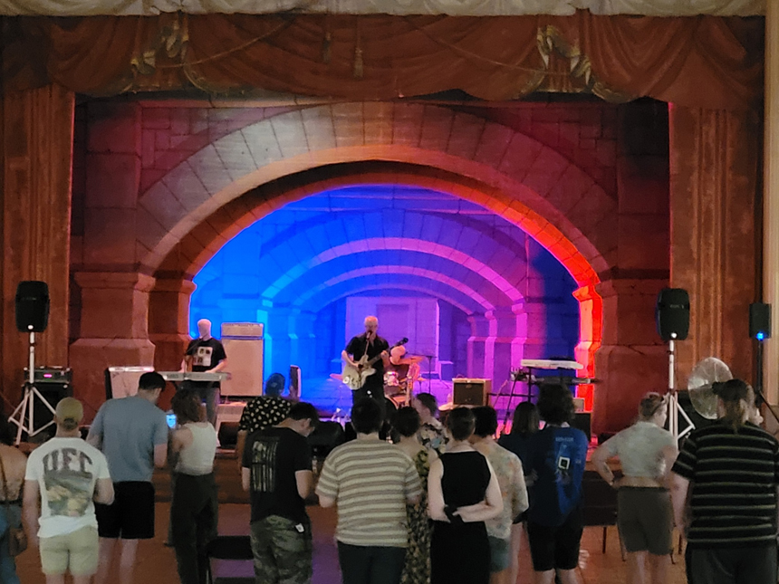 515043182_117894834#251878E