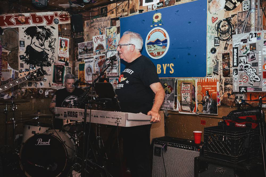 557563934_137644537#2518725